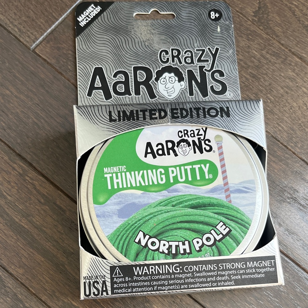 Crazy ARRONS Magnetic Thinking Puddy North Pole